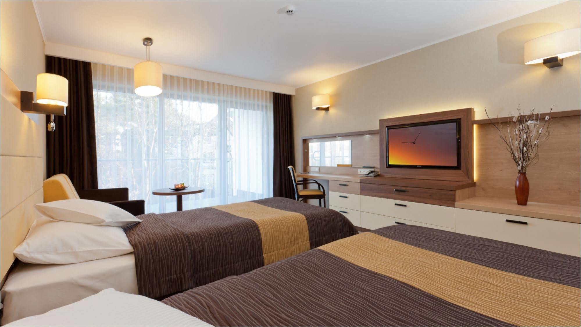 Hotel Unitral Spa W Mielnie Mielno  Eksteriør billede
