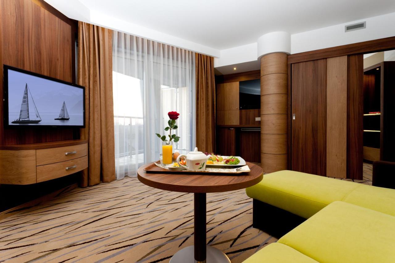 Hotel Unitral Spa W Mielnie Mielno  Eksteriør billede