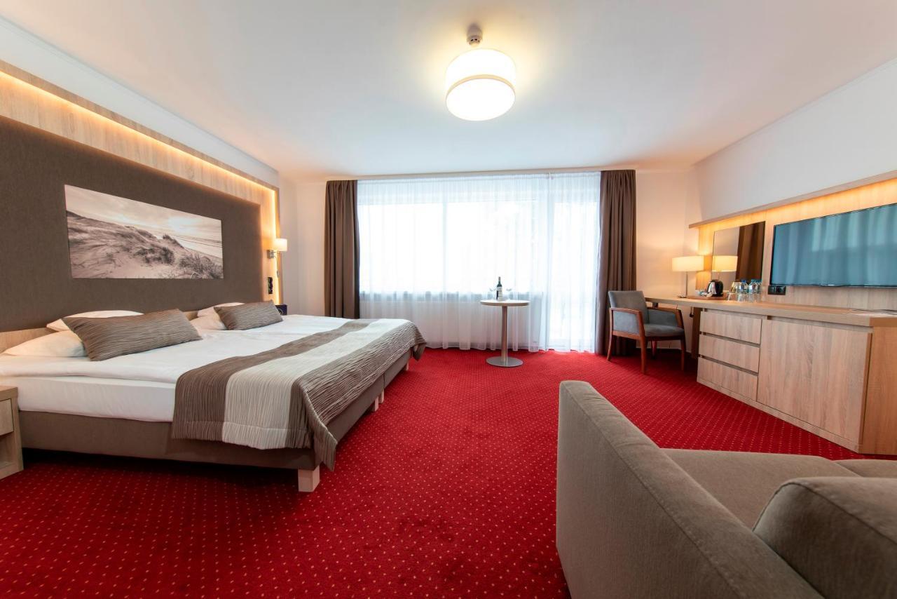 Hotel Unitral Spa W Mielnie Mielno  Eksteriør billede